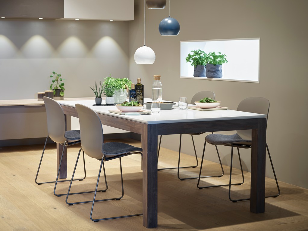 RBM Noor 6060S SteelGrey Amdal 730 x 4 Dining room